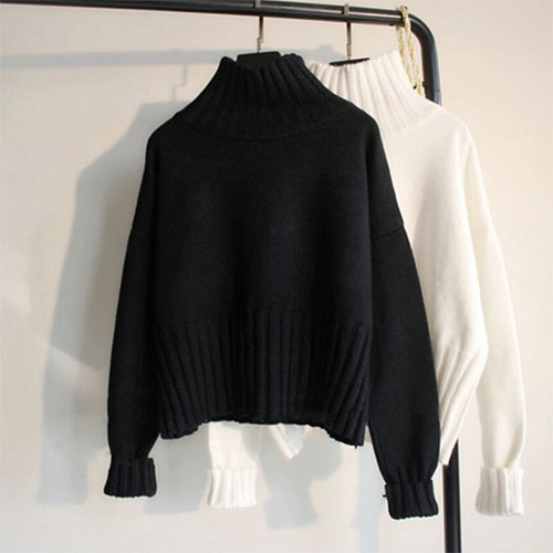 Loose Turtleneck Sweater